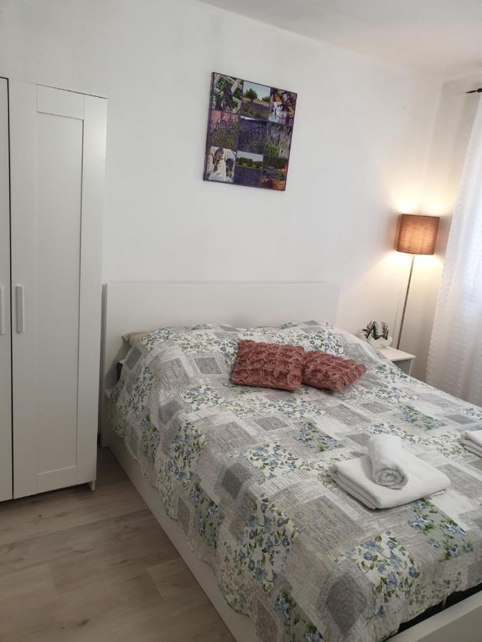 Seaside Apartments Крк Екстер'єр фото