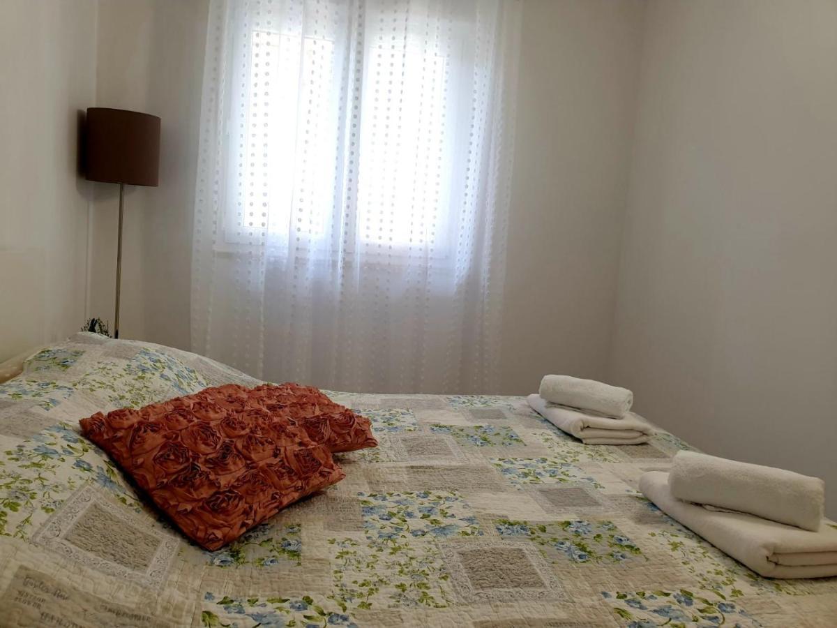 Seaside Apartments Крк Екстер'єр фото