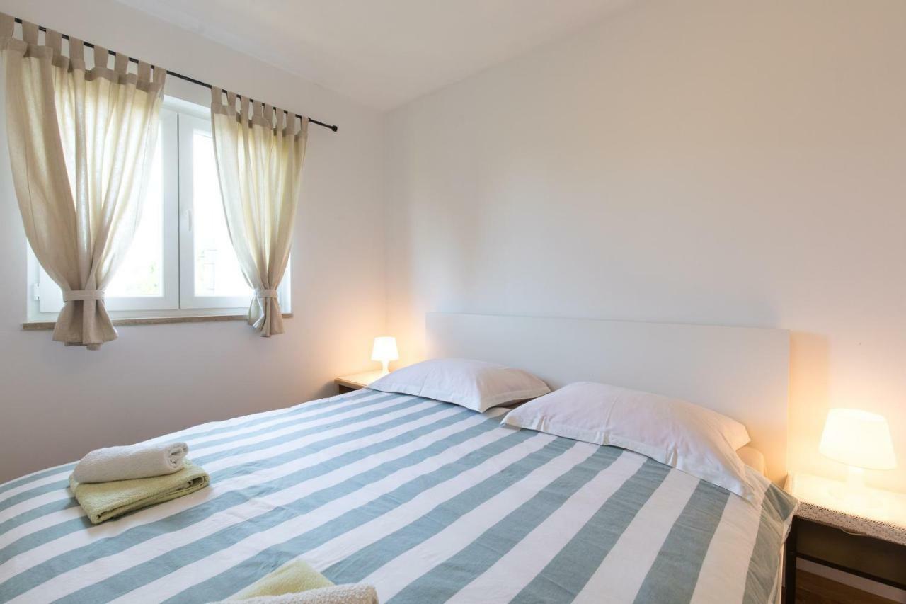 Seaside Apartments Крк Екстер'єр фото